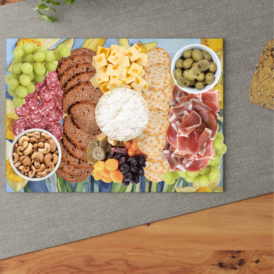 Nantucket Daffodil and Serving Board